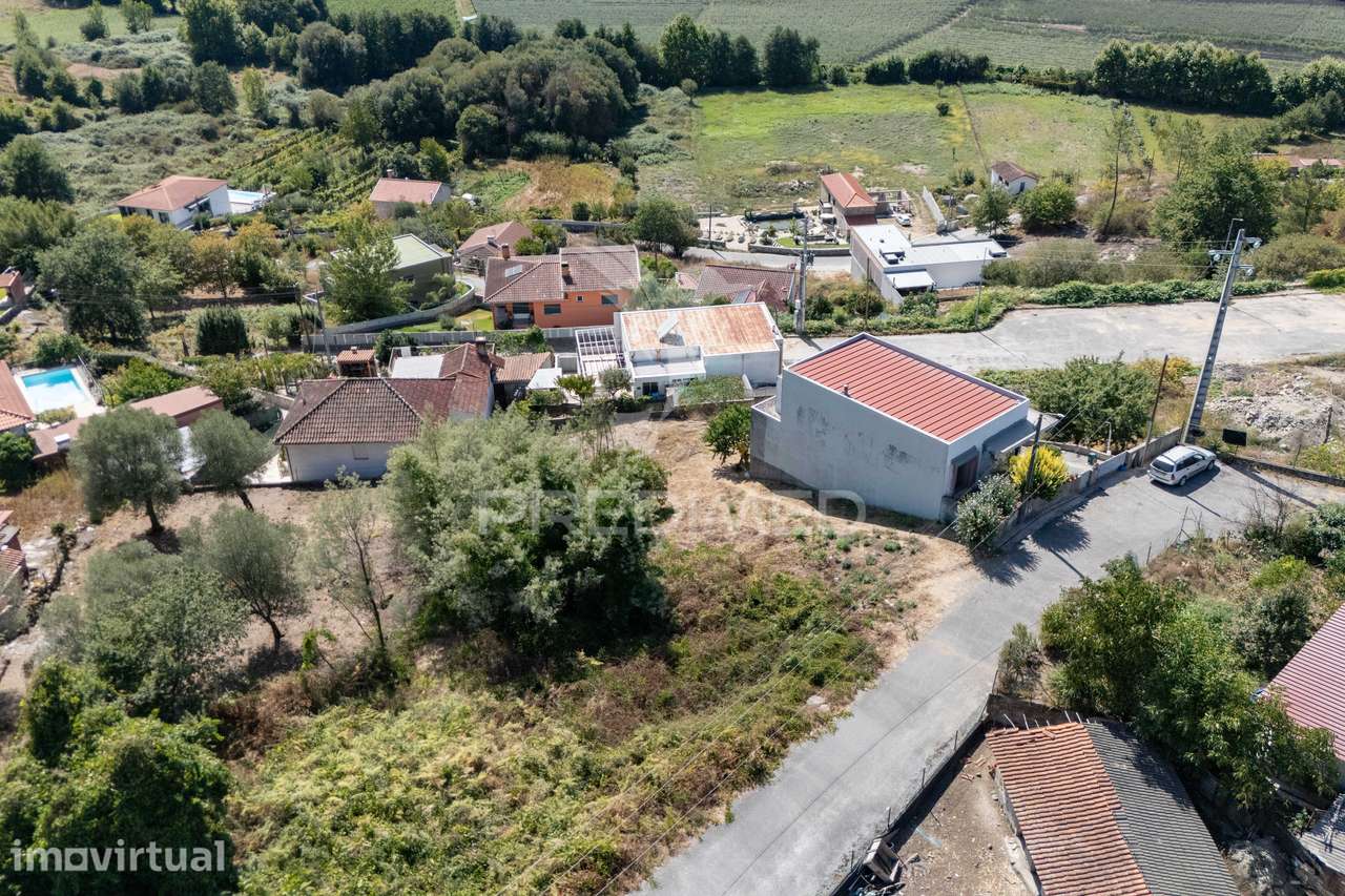 TERRENO URBANO COM PROJETO | 760 m² | LANHAS, VILA VERDE - Grande imagem: 3/11