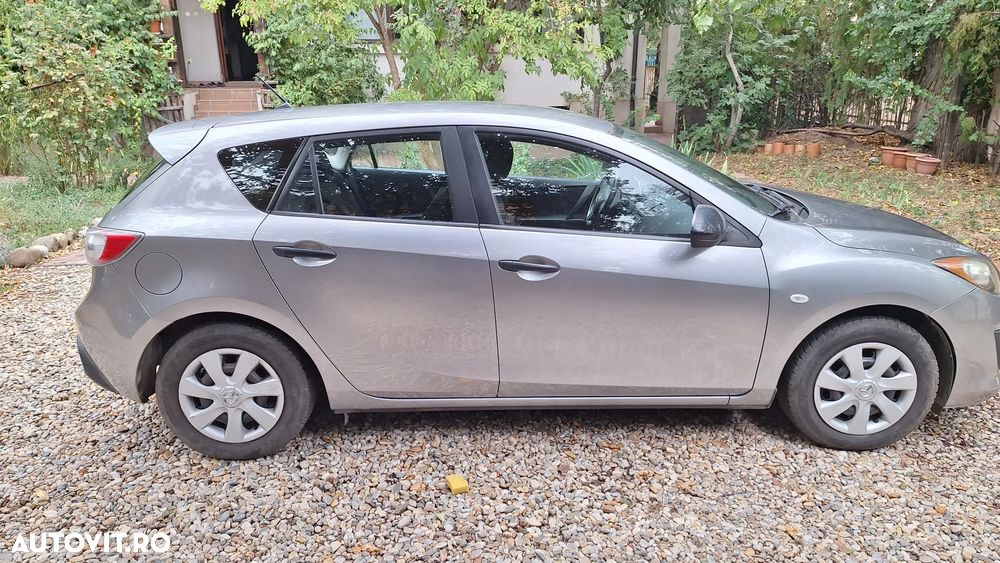 Mazda 3 - 9