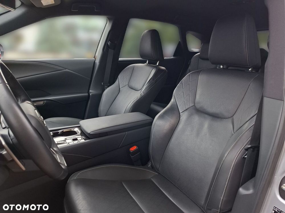 Lexus RX - 10