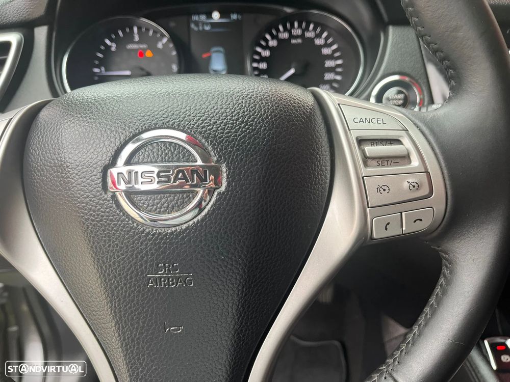 Nissan Qashqai 1.6 dCi Xtronic ACENTA - 25