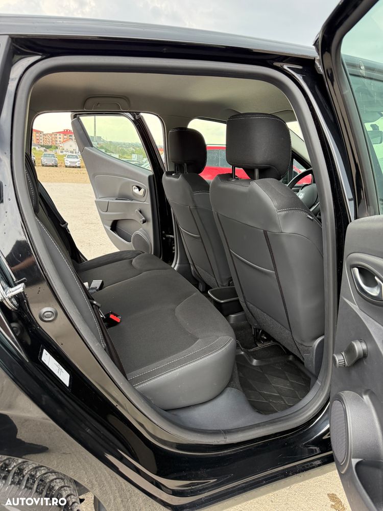 Renault Clio - 9