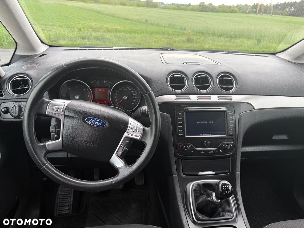 Ford Galaxy 2.0 TDCi Ambiente - 25