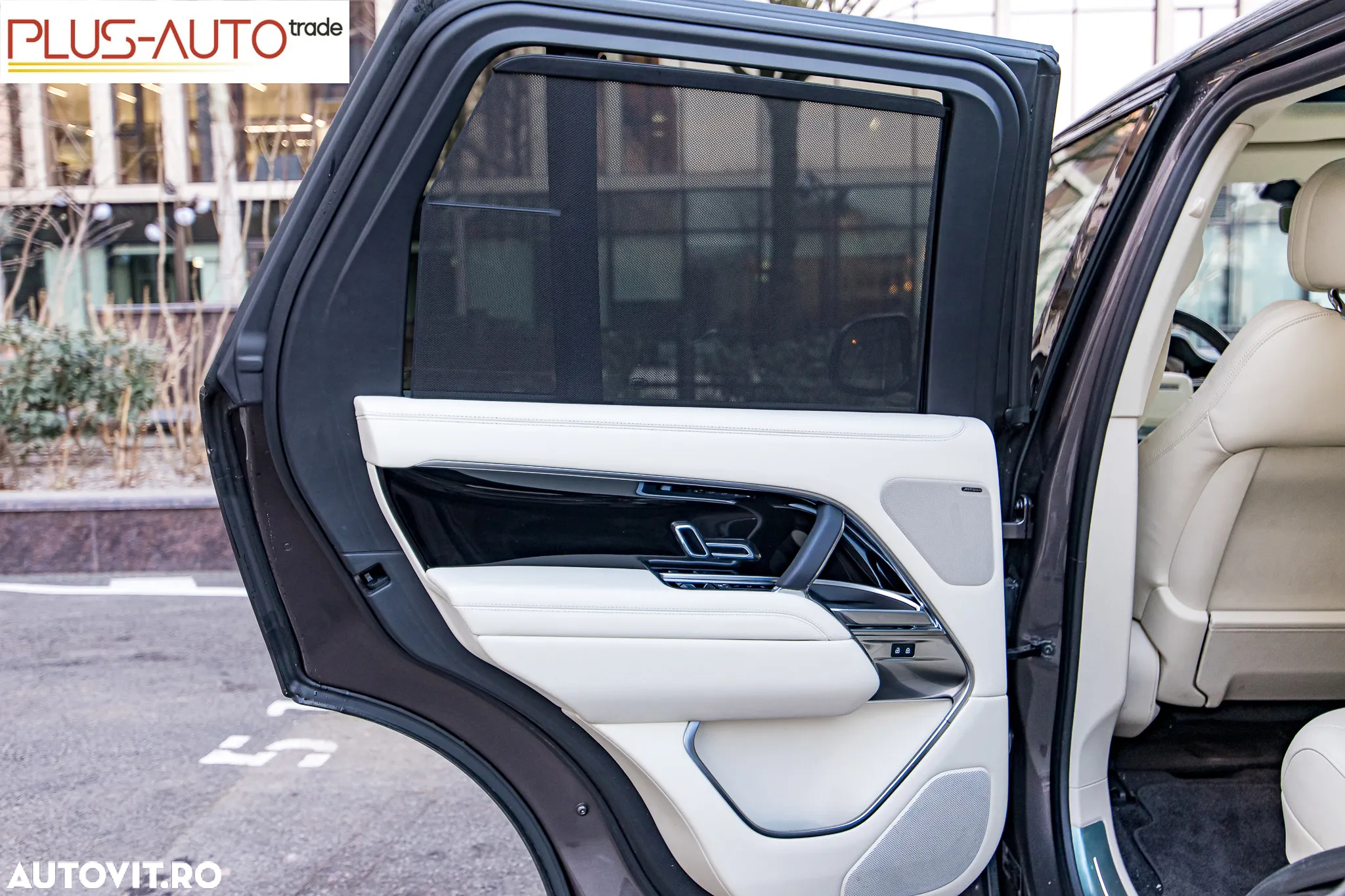 Land Rover Range Rover 3.0 I6 D350 MHEV HSE - 32