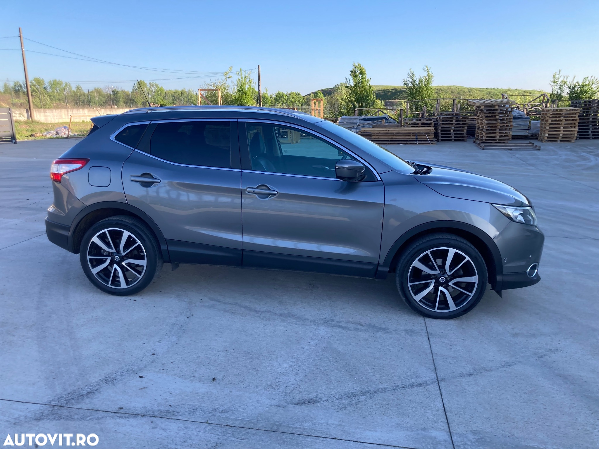 Nissan Qashqai 1.6 DCI Start/Stop X-TRONIC Tekna - 12