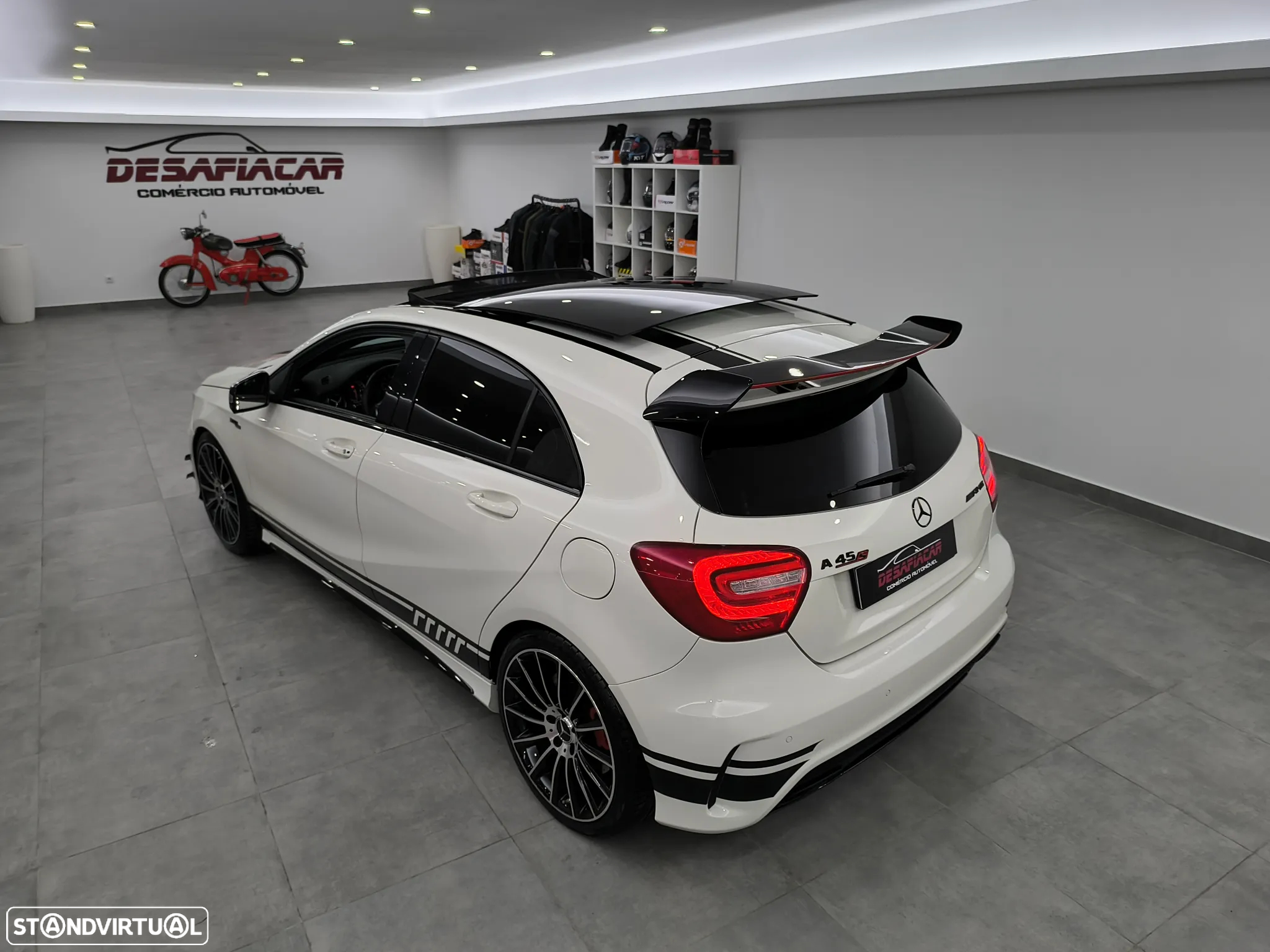 Mercedes-Benz A 45 AMG 4Matic Speedshift 7G-DCT - 9