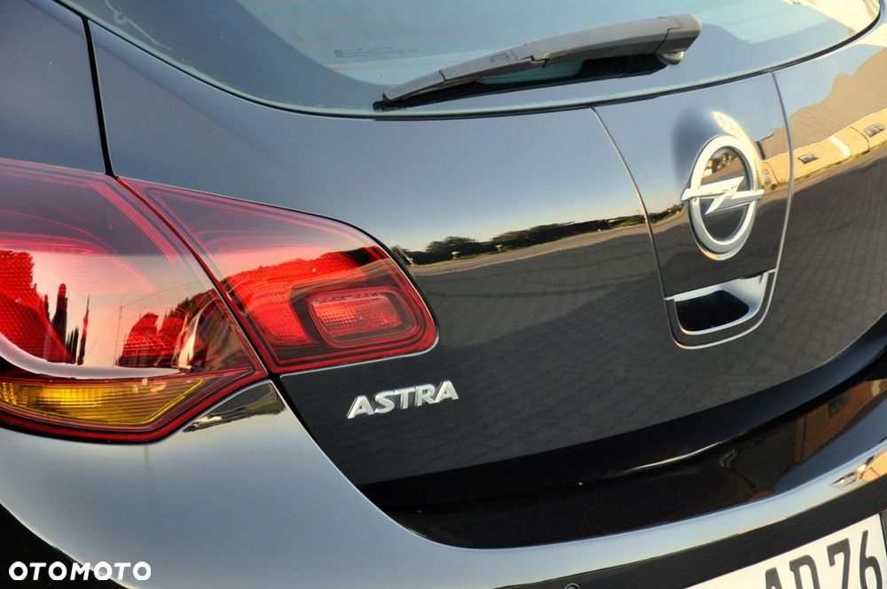 Opel Astra - 16