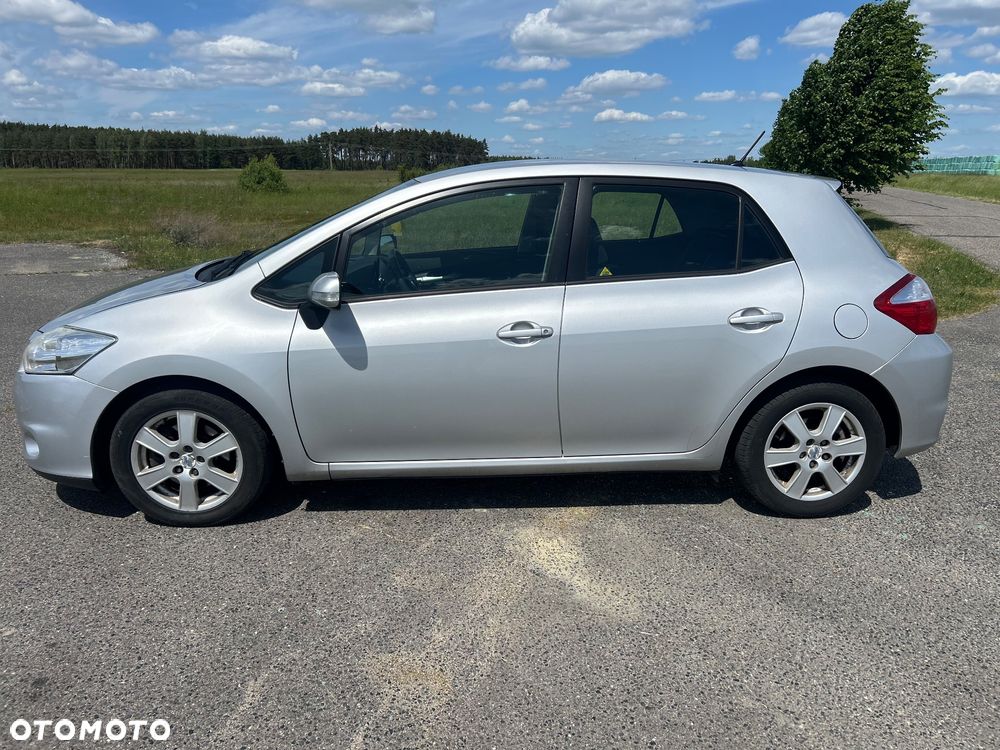 Toyota Auris 2.0 D-4D - 3