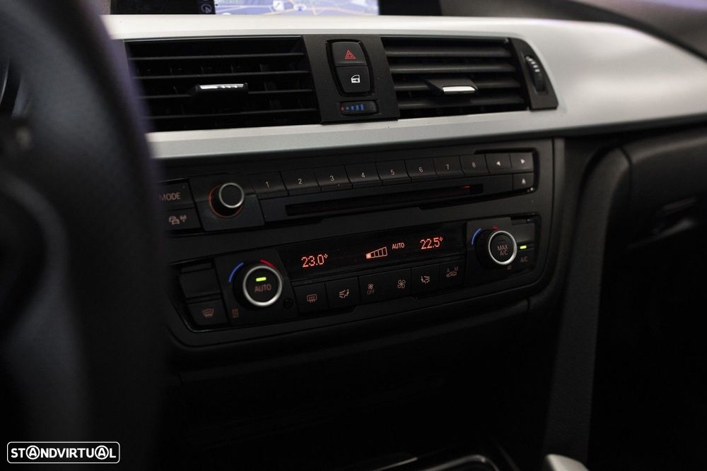 BMW 316 d Pack M - 15
