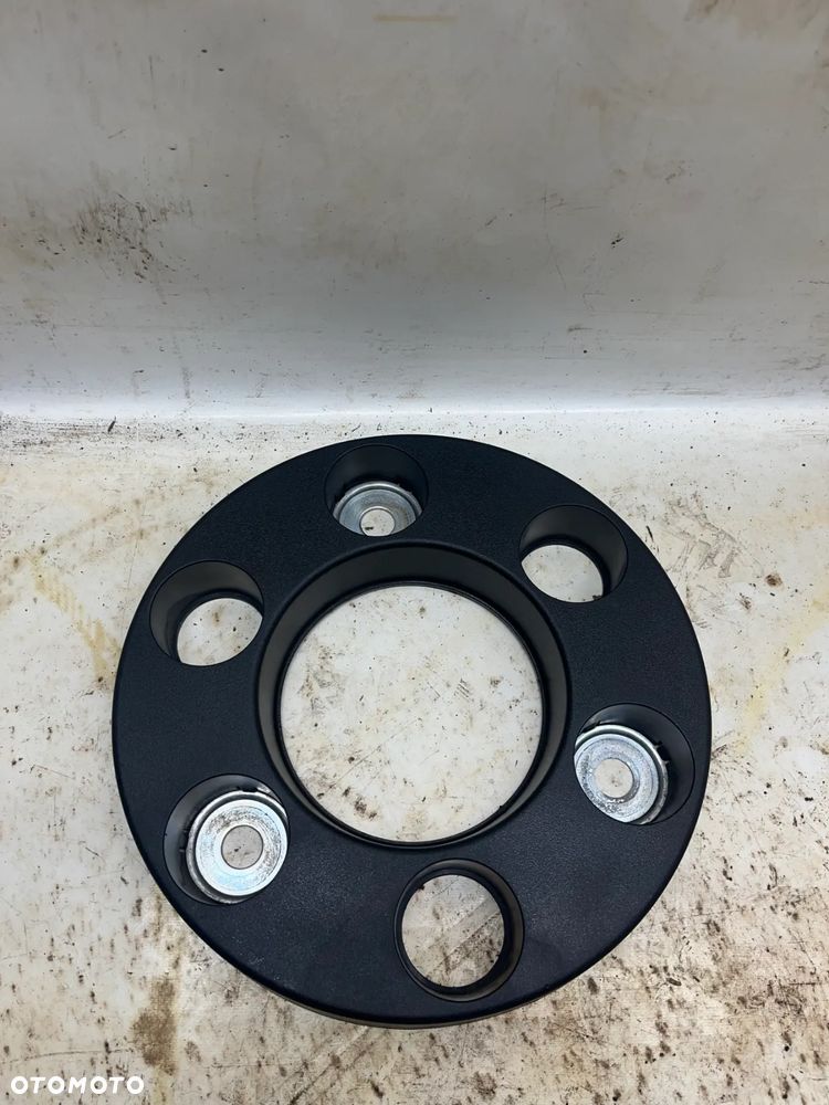 IV-13 OSŁONA KOŁA-KOŁPAK IVECO - 1