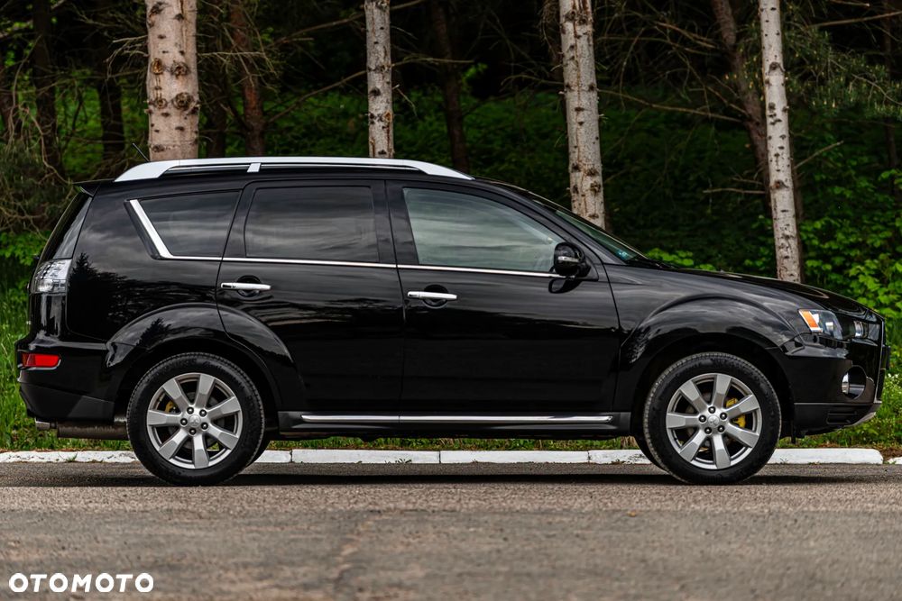Mitsubishi Outlander - 18
