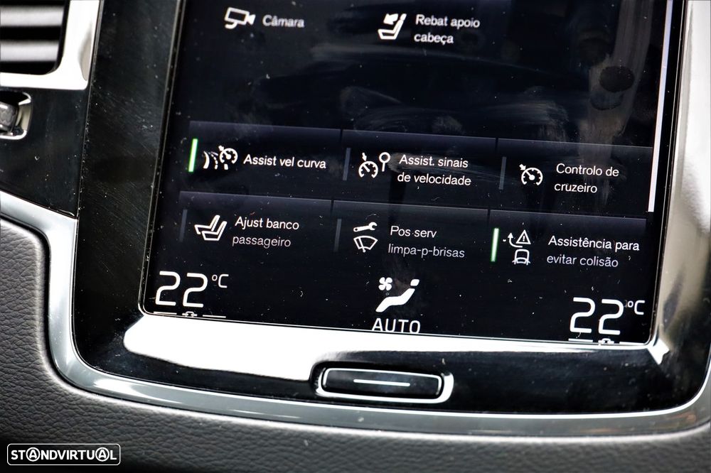 Volvo XC 90 2.0 B5 Inscription AWD - 16