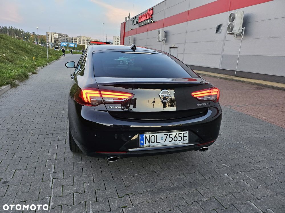 Opel Insignia 2.0 T 4x4 Innovation S&S - 6