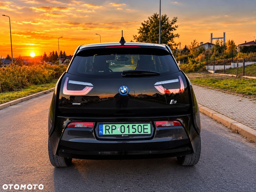 BMW i3 (60 Ah) - 28