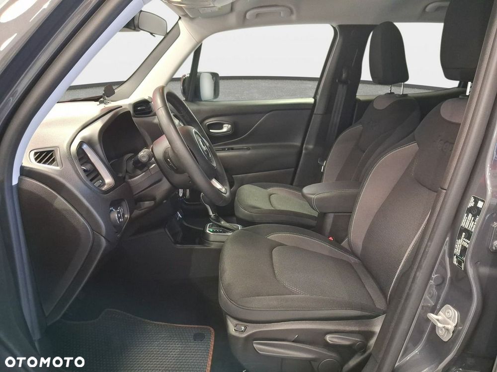 Jeep Renegade - 13