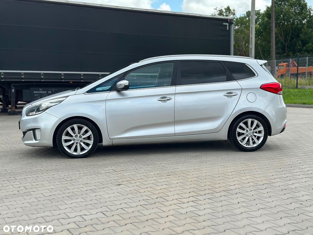 Kia Carens 1.7 CRDi 136 Fifa World Cup Edition - 3