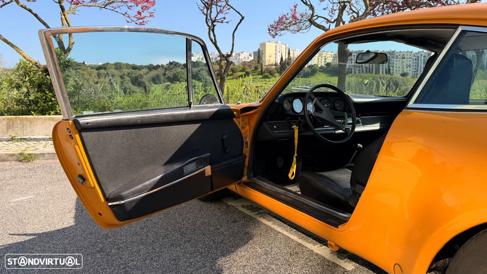 Porsche 911 Série F - 49