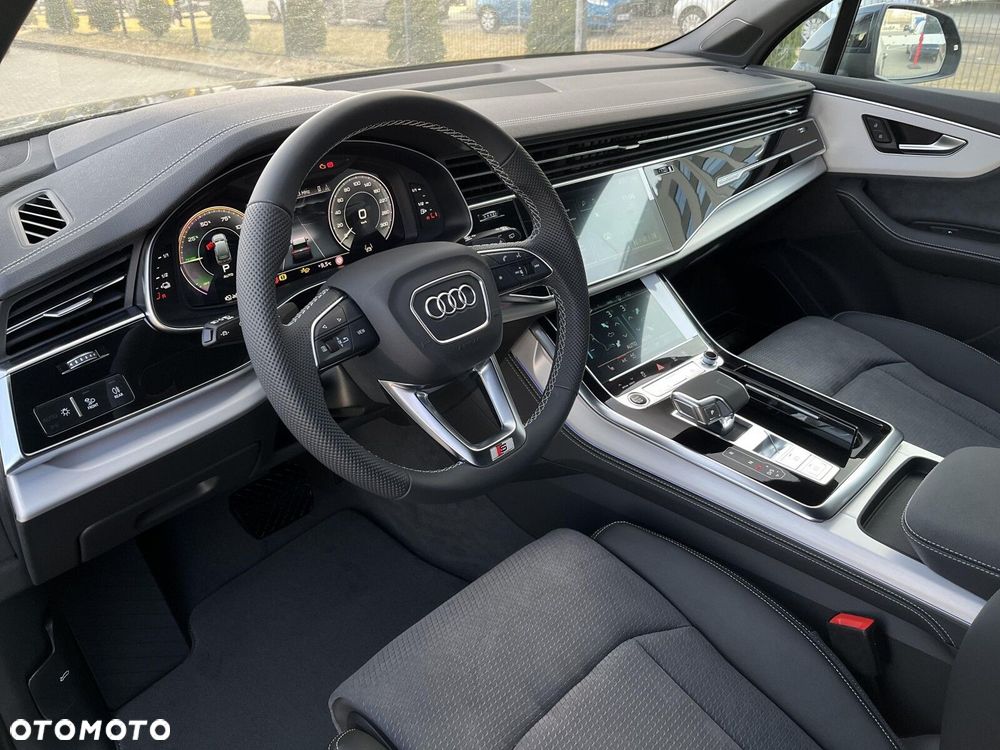 Audi Q7 - 24