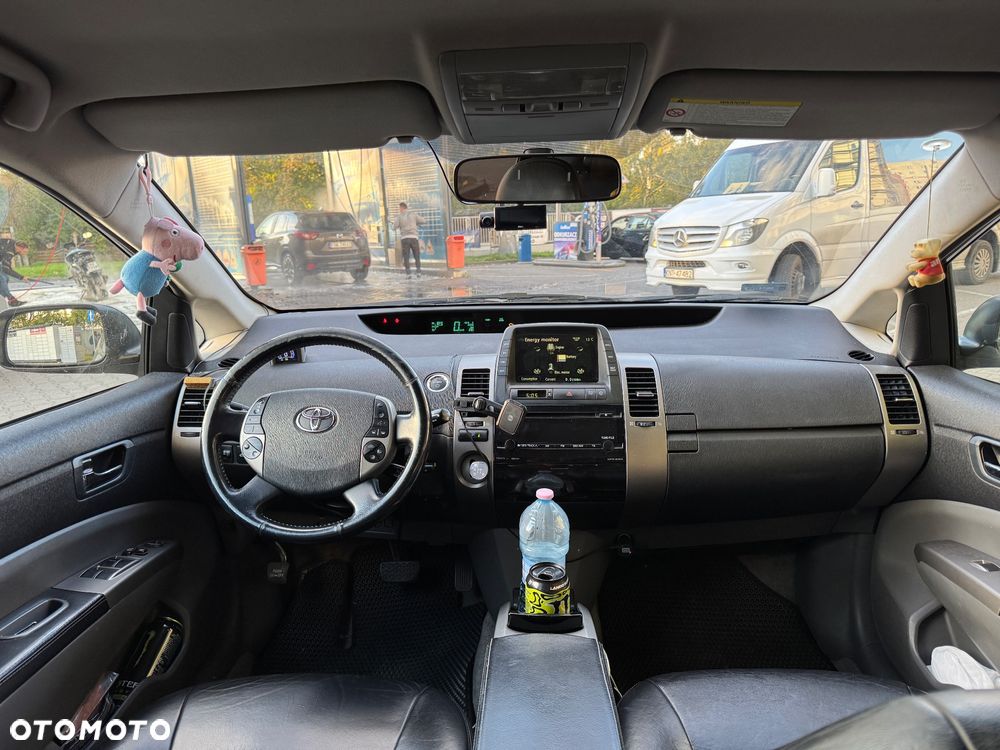 Toyota Prius 1.5 VVT-i Prestige - 13