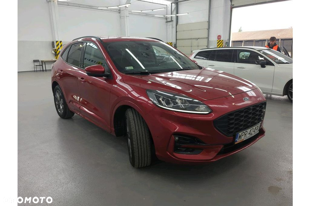Ford Kuga - 4