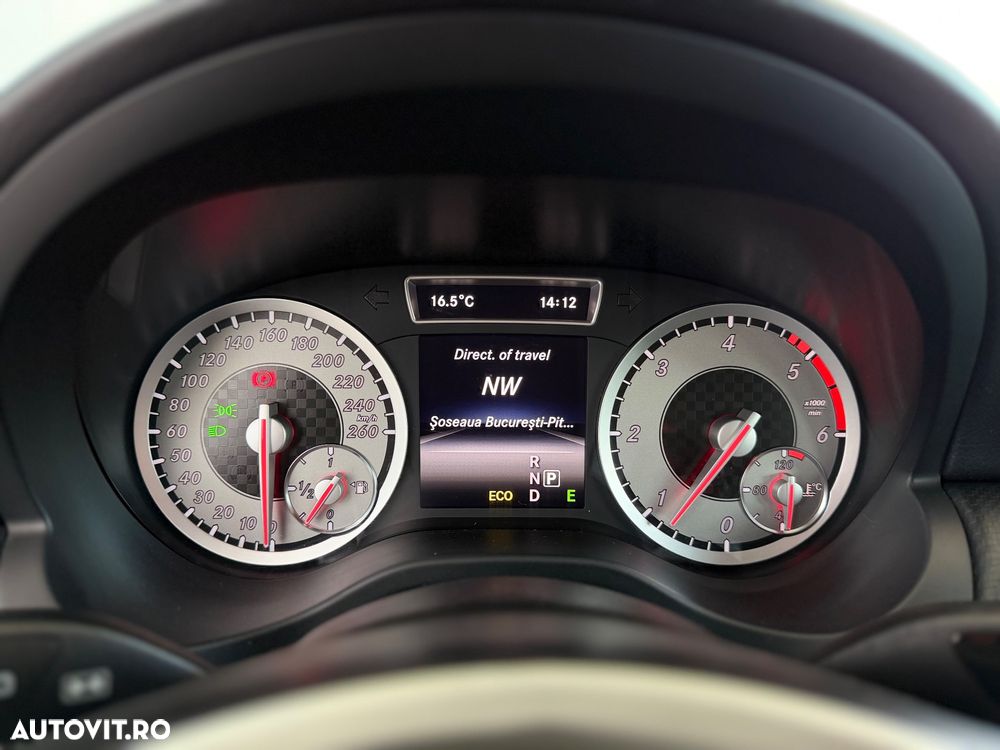 Mercedes-Benz A 180 CDI (BlueEFFICIENCY) 7G-DCT Urban - 28