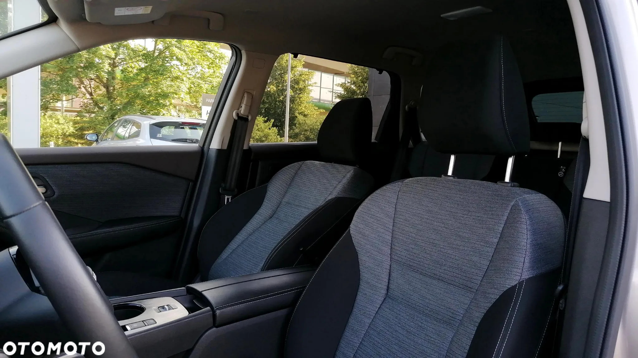 Nissan X-Trail 1.5 VC-T mHEV N-Connecta 2WD Xtronic - 12