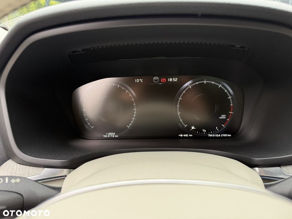 Volvo V60 Cross Country T5 AWD Geartronic - 13