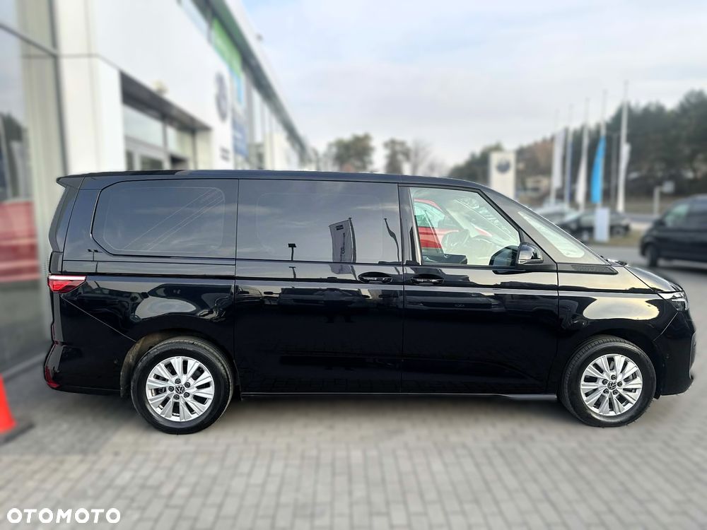 Volkswagen Multivan - 11