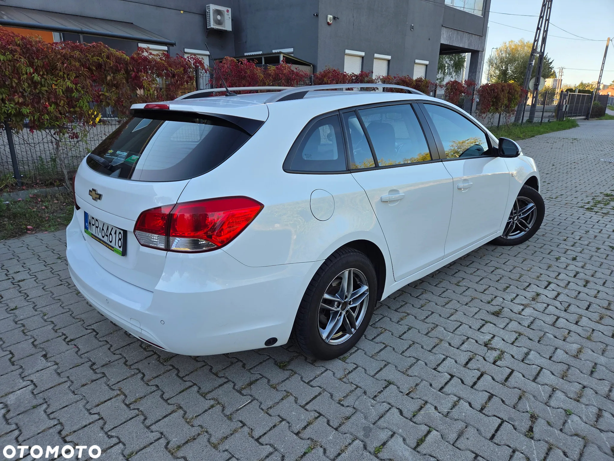 Chevrolet Cruze 1.6 LS - 9