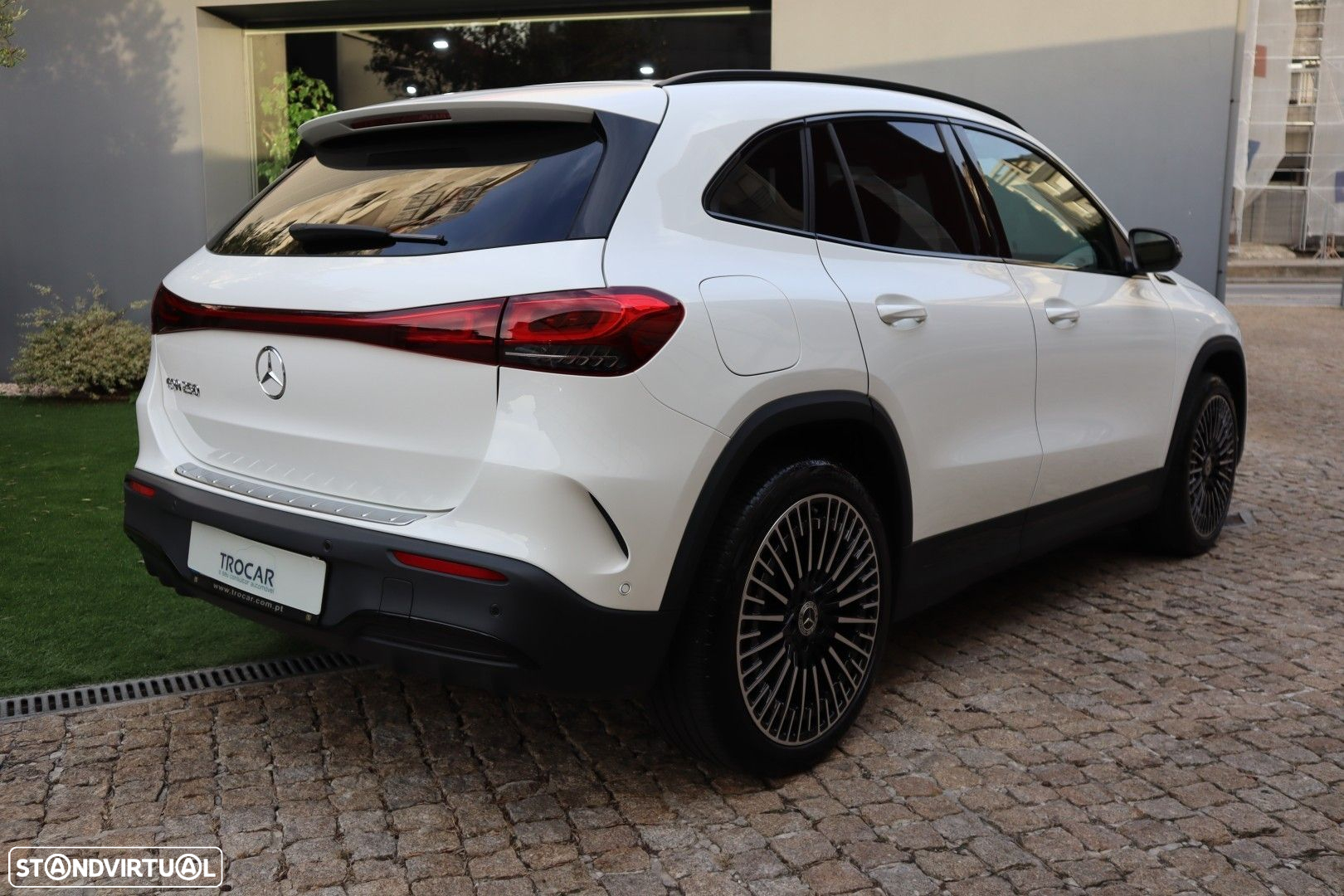 Mercedes-Benz EQA 250 AMG Line - 15