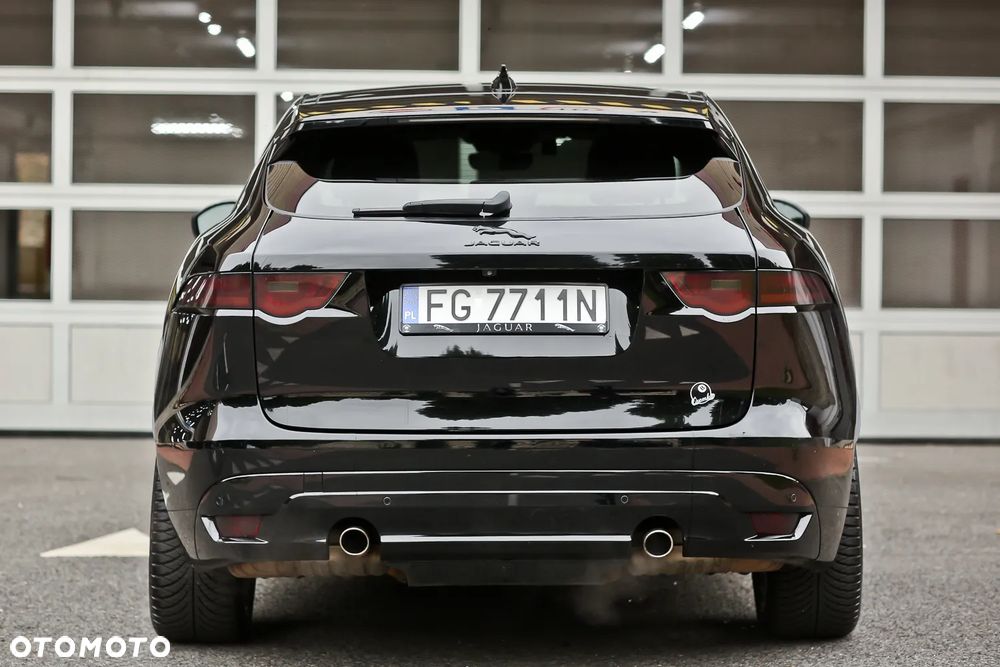 Jaguar F-Pace 2.0 i4P AWD Prestige - 6