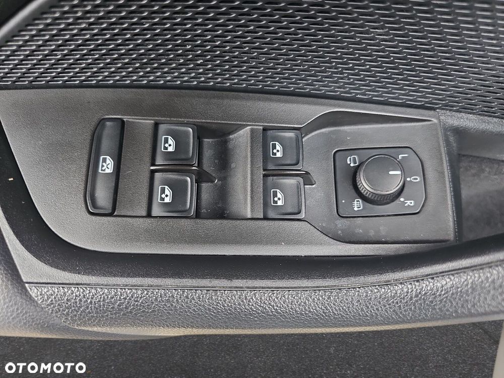 Skoda Octavia 2.0 TSI 4x4 Scout DSG - 24