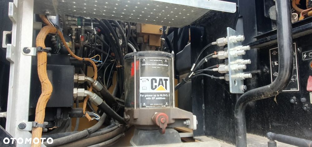 Caterpillar M316F - 13