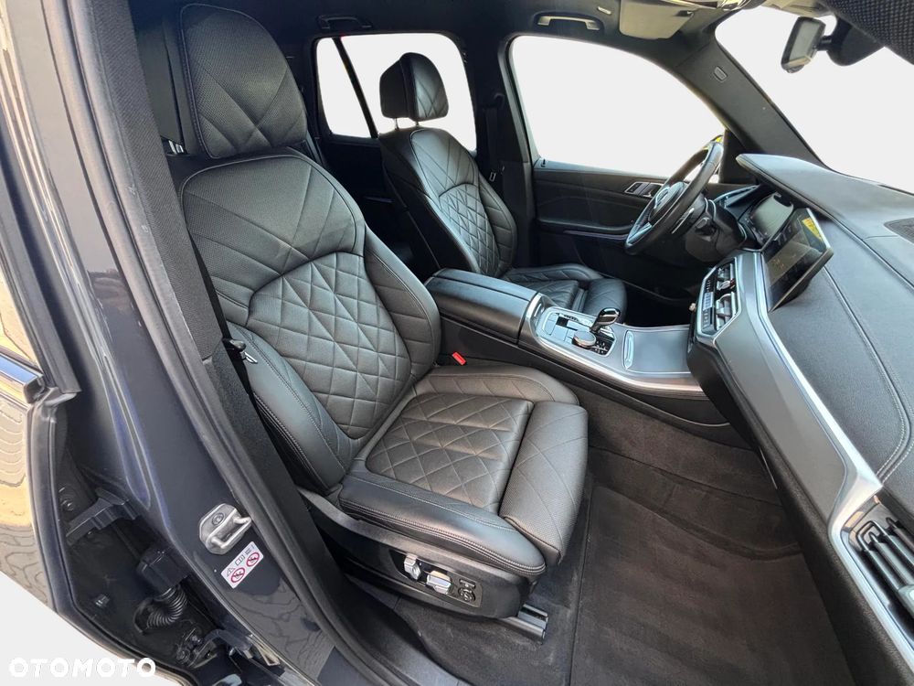 BMW X5 xDrive25d - 11