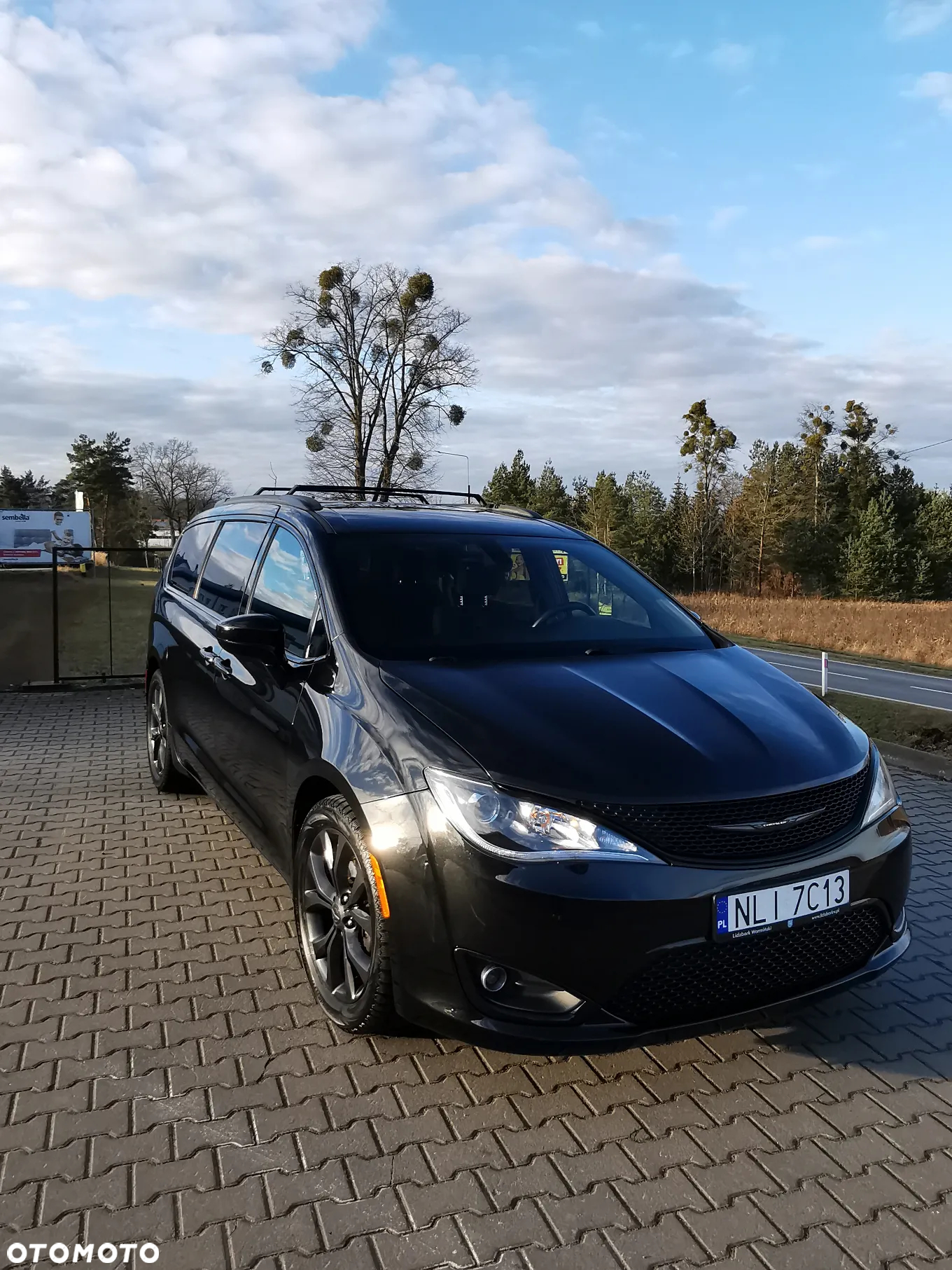 Chrysler Pacifica - 3