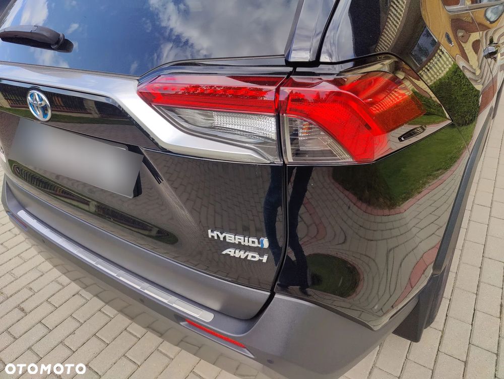 Toyota RAV4 - 9