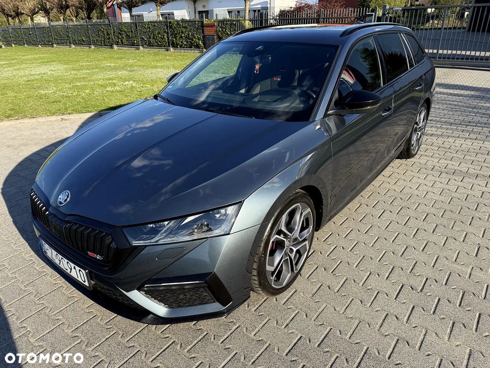 Skoda Octavia 2.0 TDI DSG RS - 1