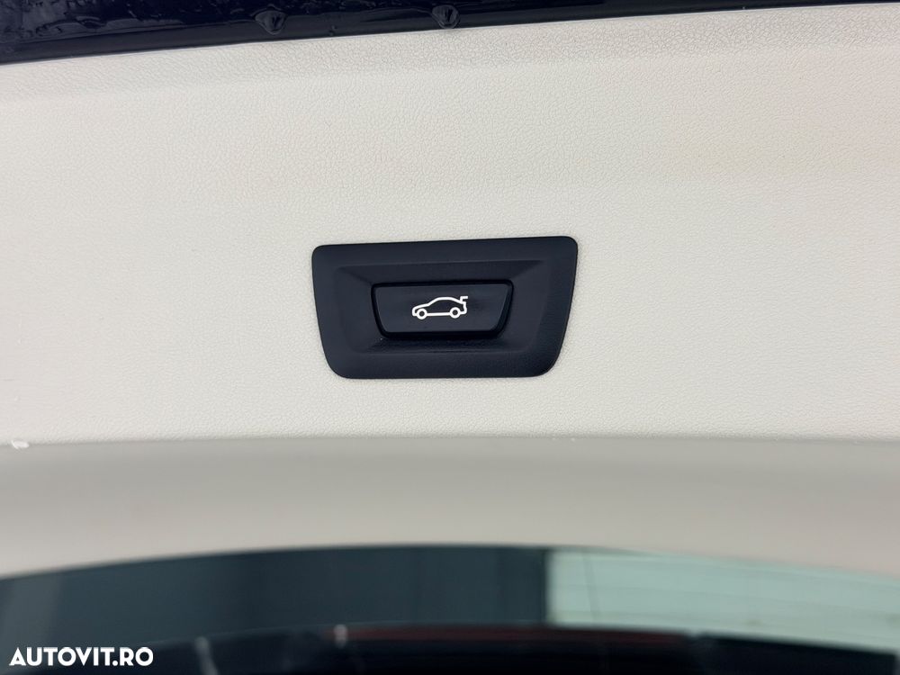 BMW X3 xDrive20i AT xLine - 17