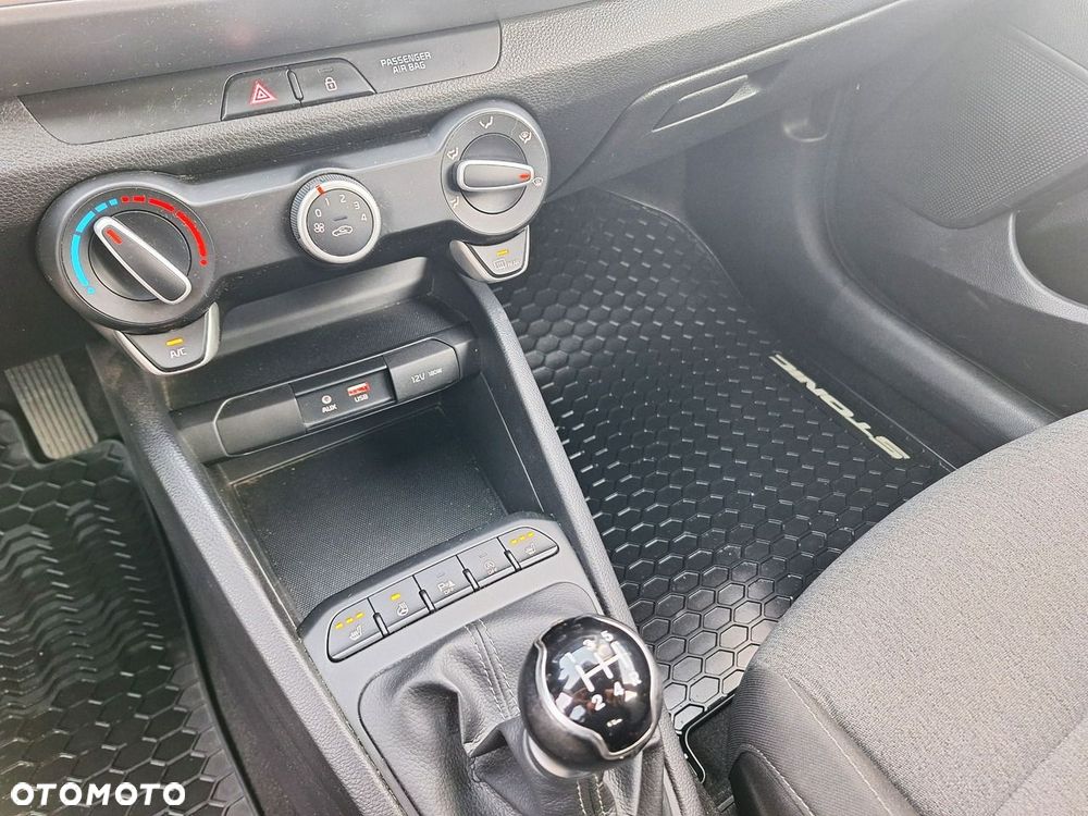 Kia Stonic 1.2 M - 19