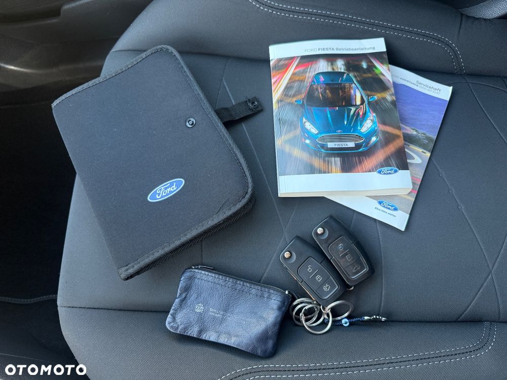 Ford Fiesta - 33