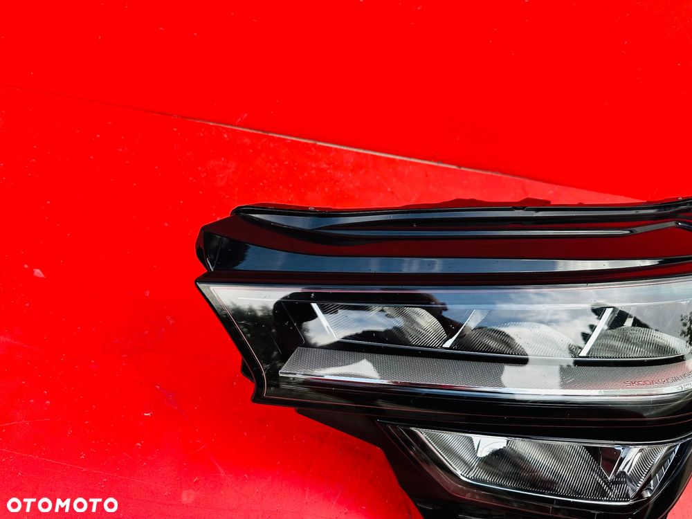 LAMPA LEWA SKODA KODIAQ LIFT CRYSTAL LED 57H941009 - 2