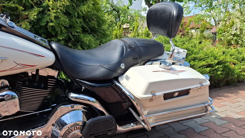 Harley-Davidson Touring Road King - 19