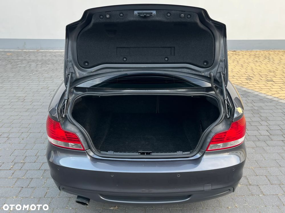 BMW Seria 1 123d DPF - 14
