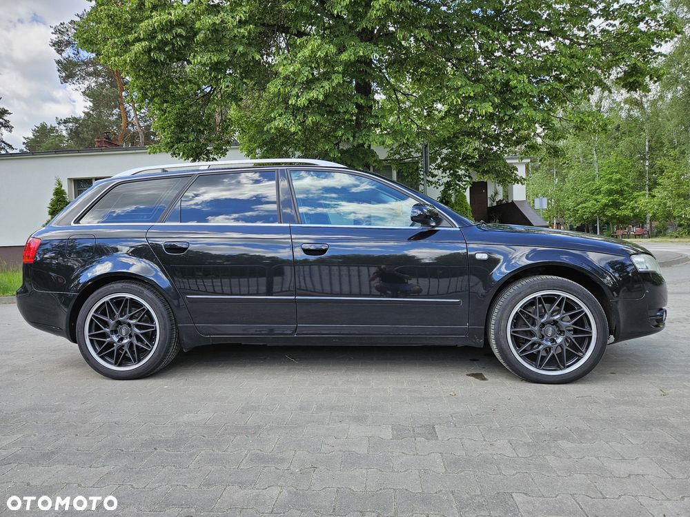 Audi A4 Avant - 4
