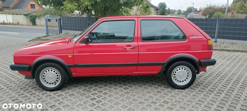 Volkswagen Golf - 20