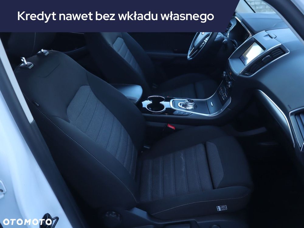 Ford S-Max - 11