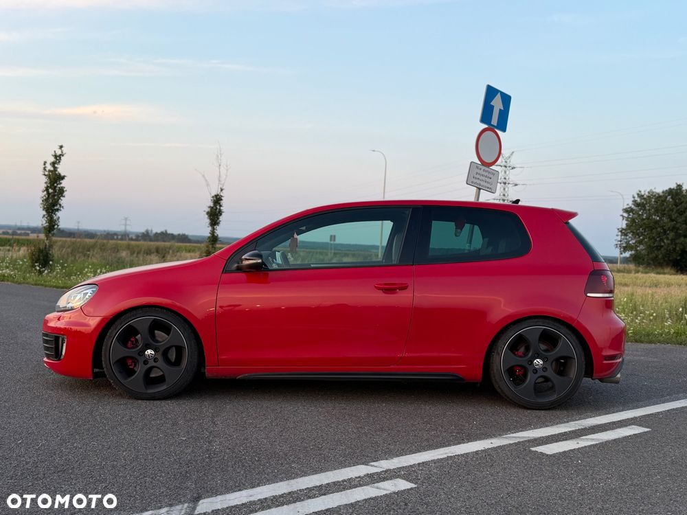 Volkswagen Golf GTI 2.0 TSI OPF Performance - 2