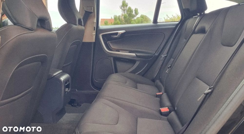 Volvo V60 D3 Geartronic Linje Business - 26