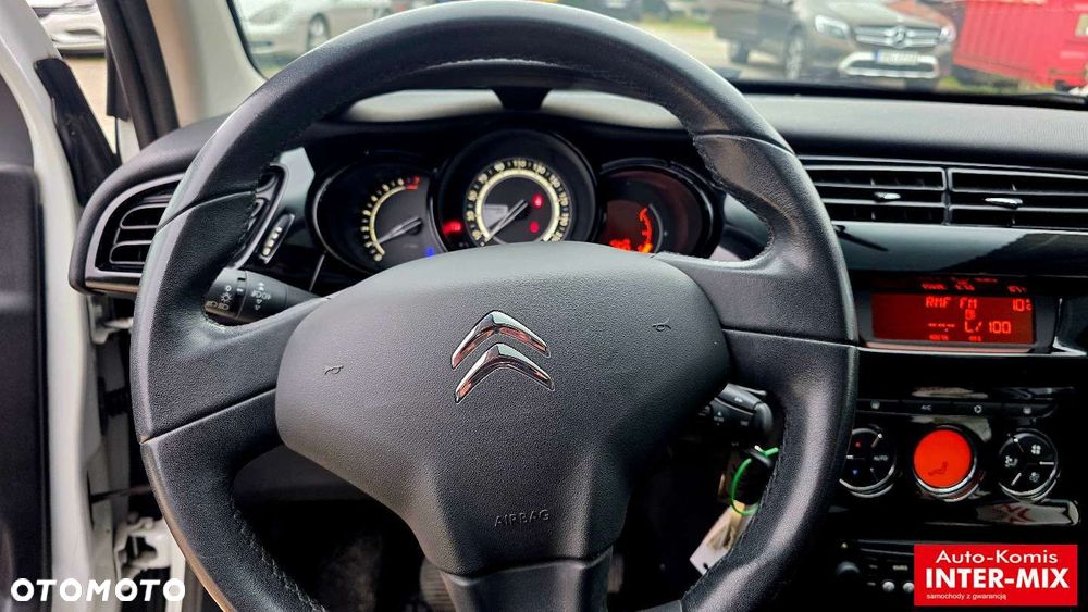 Citroën C3 1.2 PureTech Exclusive - 26