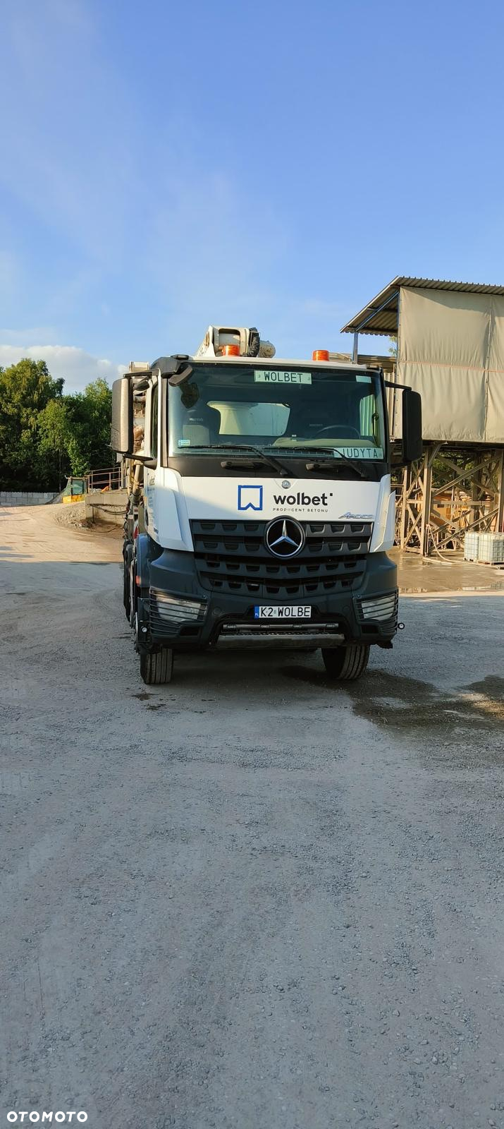 Mercedes-Benz Arocs 3240 - 8