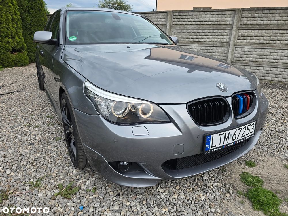BMW Seria 5 520d Special Edition - 12